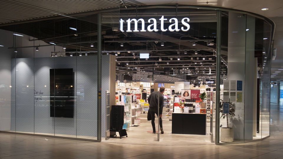 Matas nye betalingsterminal kommer i første omgang i hænderne på ekspedienterne i de 100 største butikker i landet | Foto: Marie Ravn/JPA