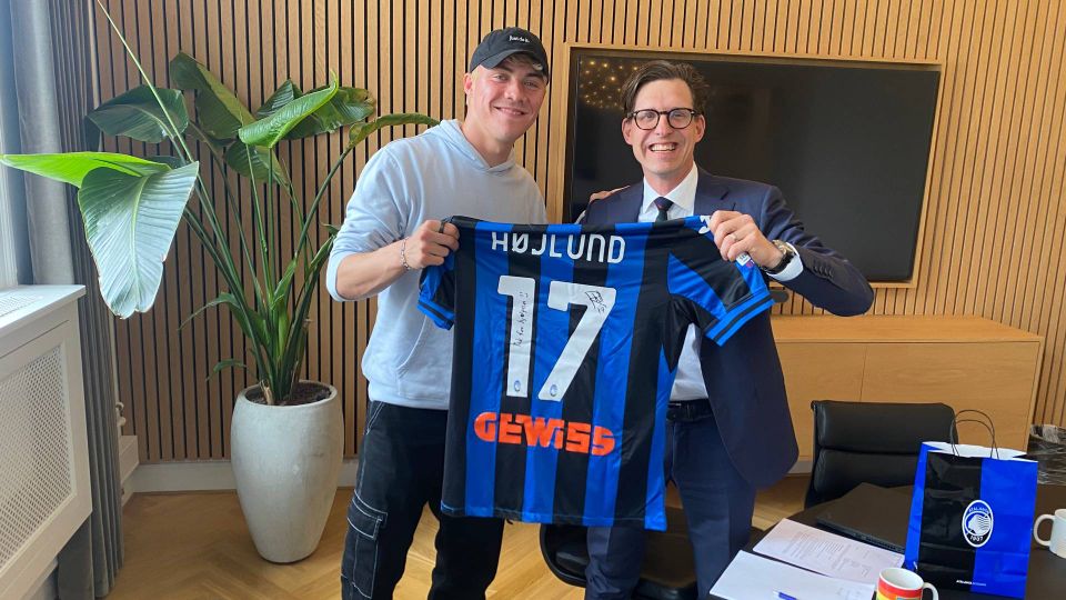 Frederik Bruhn (th.) rådgav også Rasmus Højlund, da angriberen skiftede til den italienske klub Atalanta sidste sommer. | Foto: Privatfoto