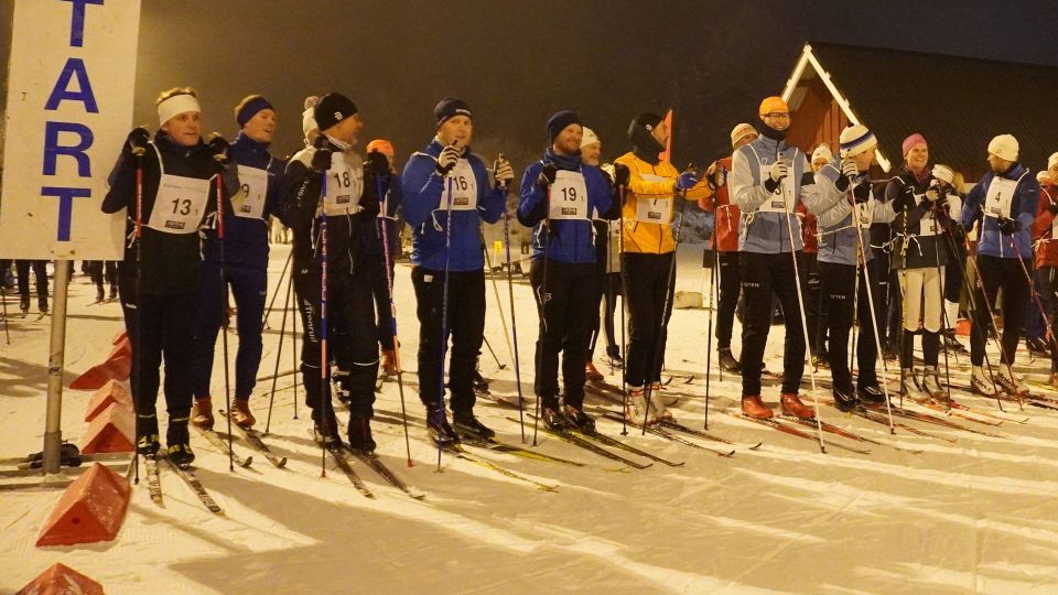 FULLT: Over 100 deltakere stilte til start i Føyen og Norsk Eiendoms tredje mesterskap i skiskyting. | Foto: Føyen/Norsk Eiendom