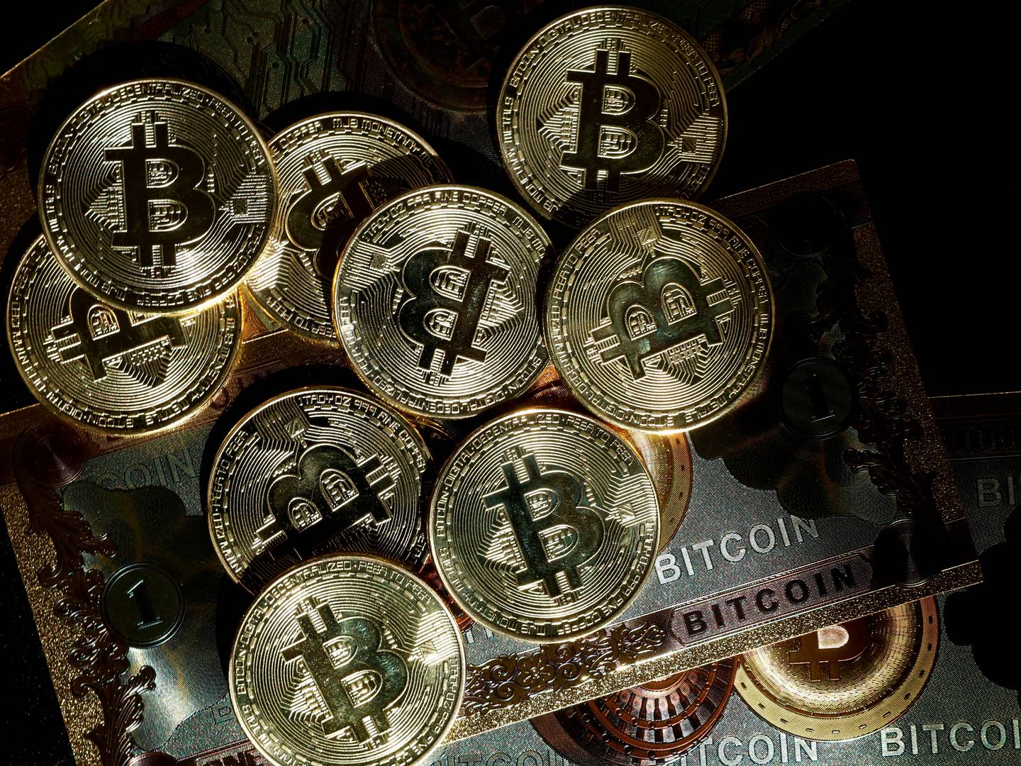 Verdens største kapitalforvalter åbner for bitcoin-produkt i Danmark