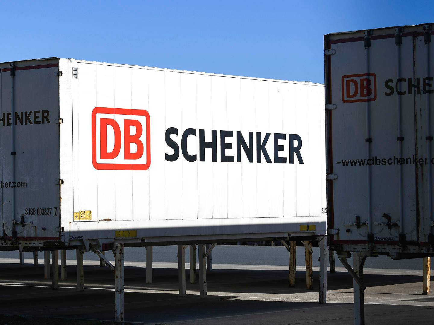 DB Schenker provides automated logistics solution for MediaMarkt