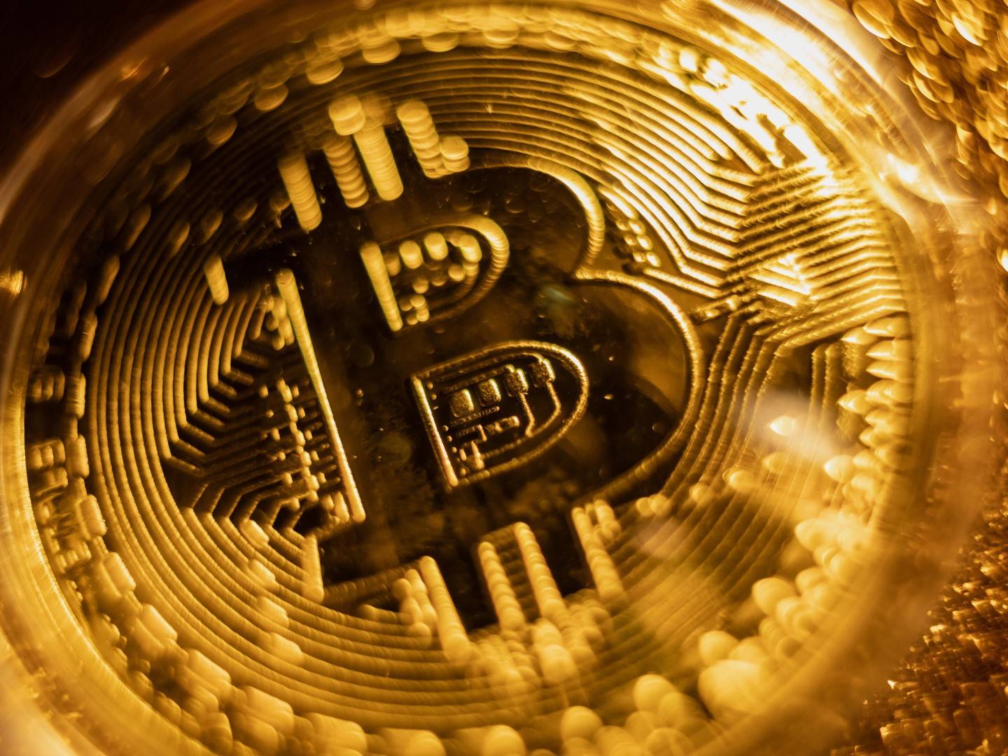 Volksbank Raiffeisenbank Bayern Mitte startet ins Bitcoin-Geschäft