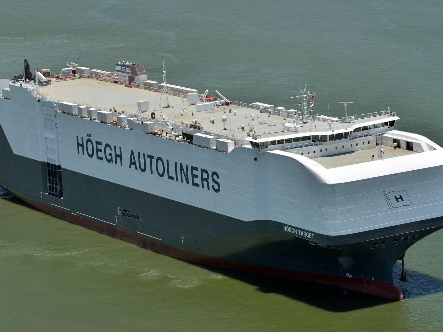 RORO Höegh Autoliners acquires RoRo ship for USD 53m
