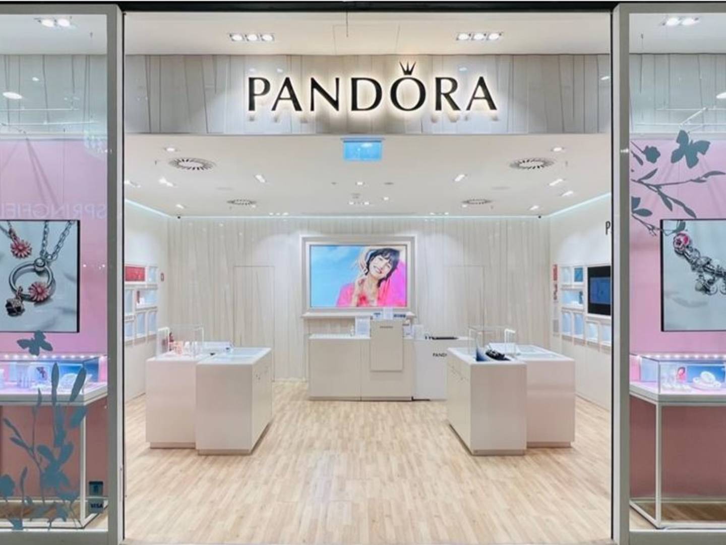 Pandora fortsat på vækst — DetailWatch