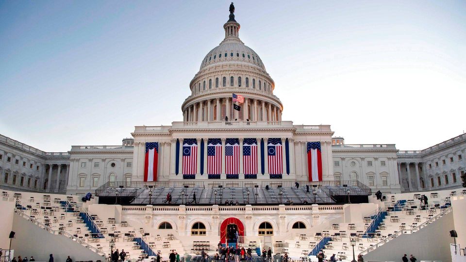 Solopgang over Capitol Hill på præsident Joe Bidens indsættelsesdag. | Foto: Pool/AFP/Ritzau Scanpix