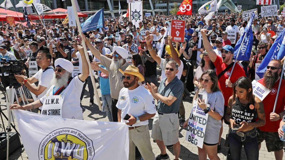 Canadian port strike continues on tenth day with US support