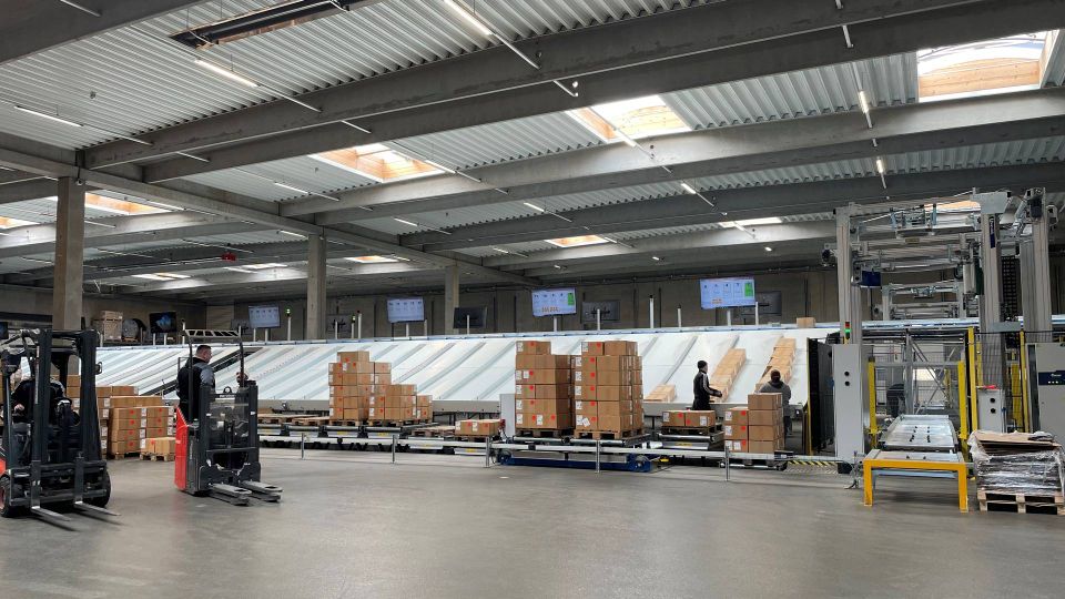 Robotter og automatisering er nøglen hos DKI Logistics, der løbende udvider med nye lagerhaller og lokationer. | Foto: Maria Trustrup