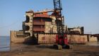 Scrapping of vessel at beaching yard in Alang, India. | Foto: DNV GL / Kommissionens inspektionsrapport