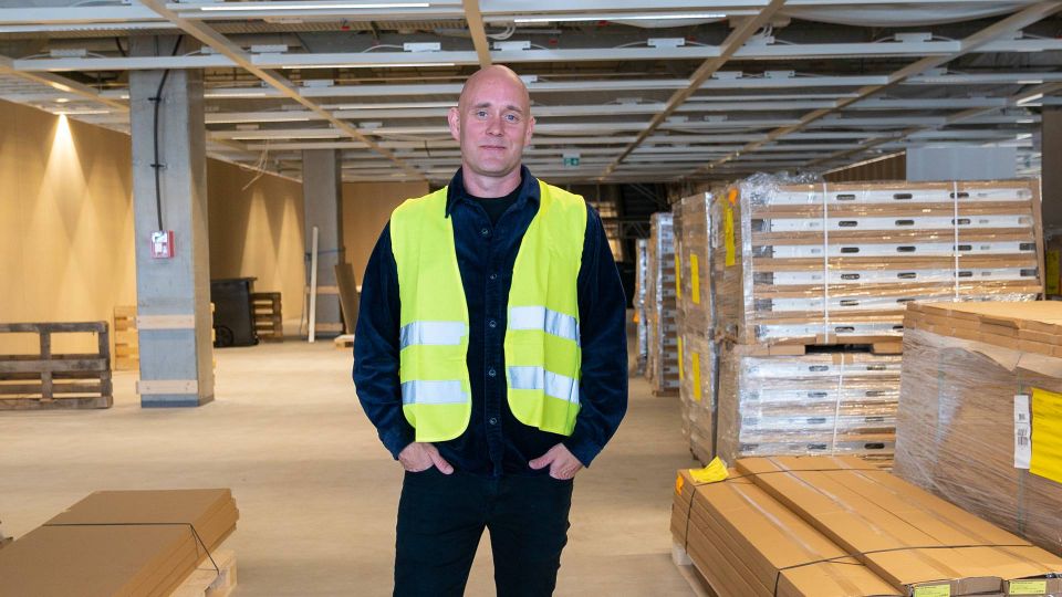 Norske John Kristian Sørensen har arbejdet i Ikea, siden han var 18 år gammel. Han har blandt andet været varehuschef i Aalborg og Aarhus, inden han skiftede til jobbet i København. | Foto: Ikea/pr