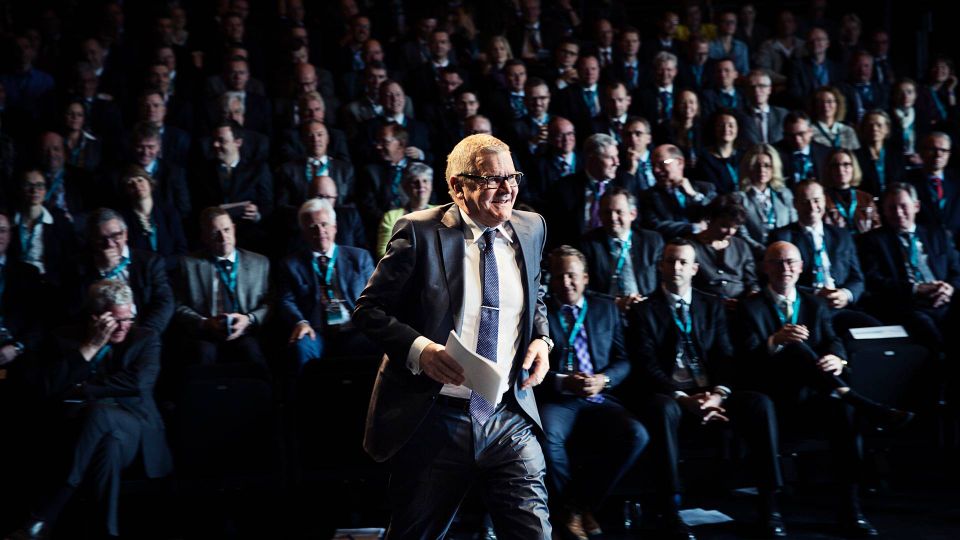 Lars Rohde går mod talerstolen på Realkreditrådets årsmøde i 2014. | Foto: Bundgaard Carsten