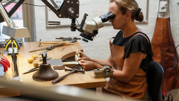 Lindberg med hovedsæde i Aarhus har specialiseret sig i at fremstille brillestel i bl.a. titanium og guld. | Foto: Lindberrg/Pr