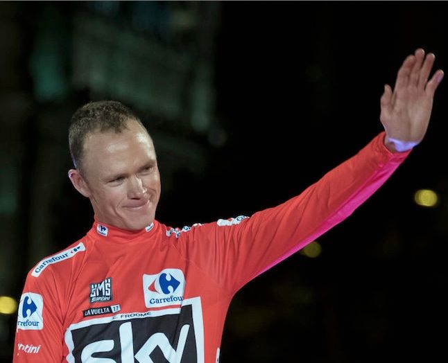 Chris Froome får alligevel lov til at stille til start i Tour de France. Team Sky har styret udenom de største skær, men kan Froome slippe af med sit Armstrong-image?