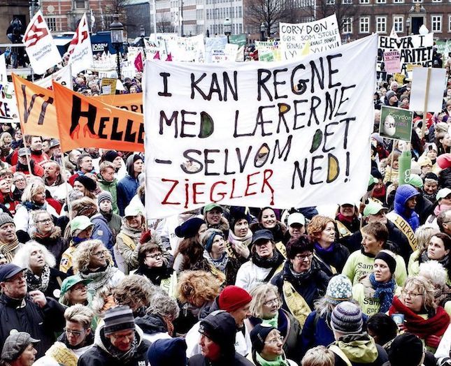 Fem år efter, at lockouten lagde Danmarks folkeskoler ned, er det tid igen. Men OK18 handler om magt. Og om at indrømme den skånselsløse misbrug af den. Foto: Scanpix/Bax Lindhardt.