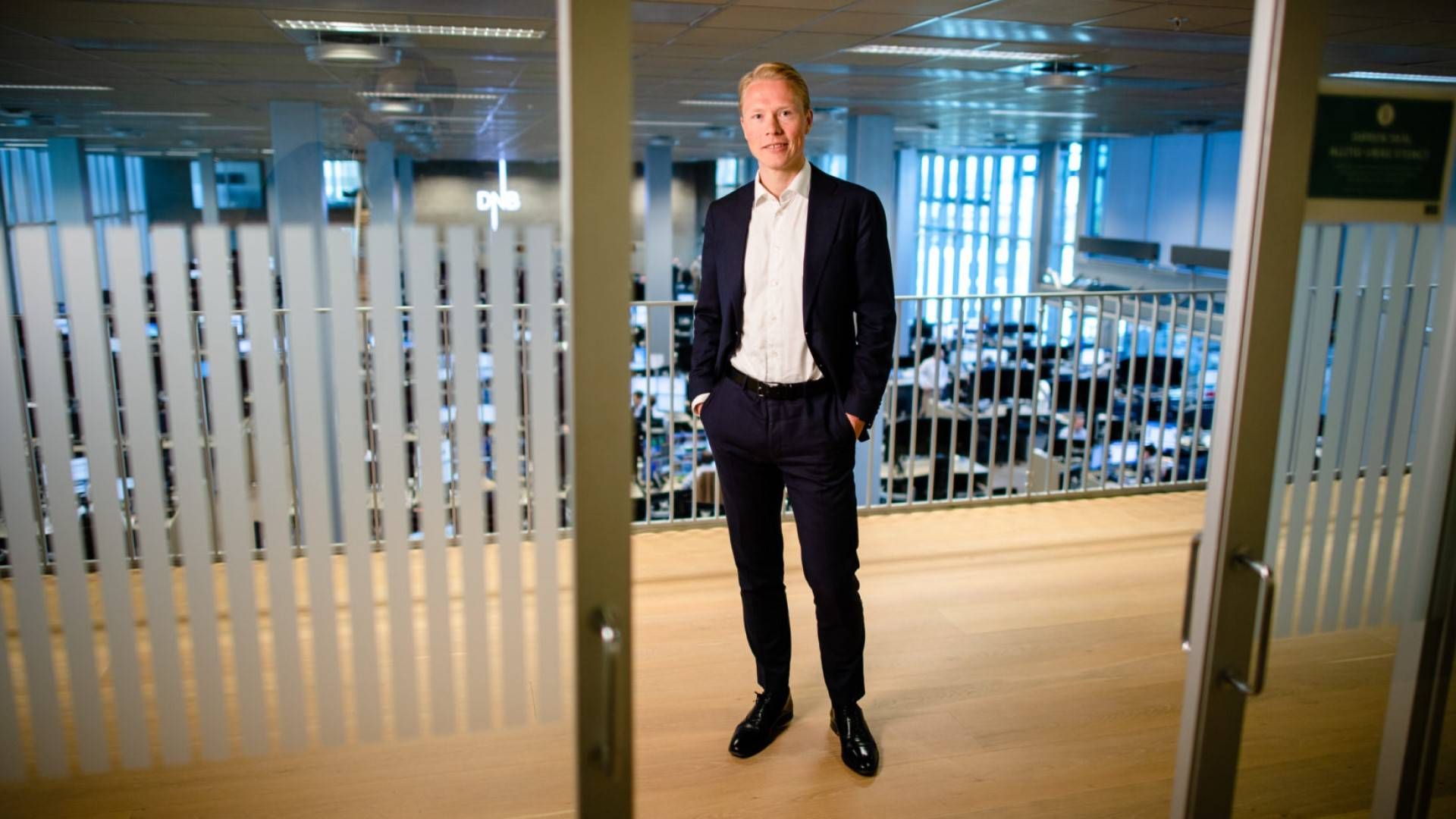 FORDEL NORGE: Bankanalytiker Håkon Astrup i DNB tror bank-kollapsen i USA kan snus til en fordel for solide, norske banker. | Foto: Stig B. Fiksdal/DNB