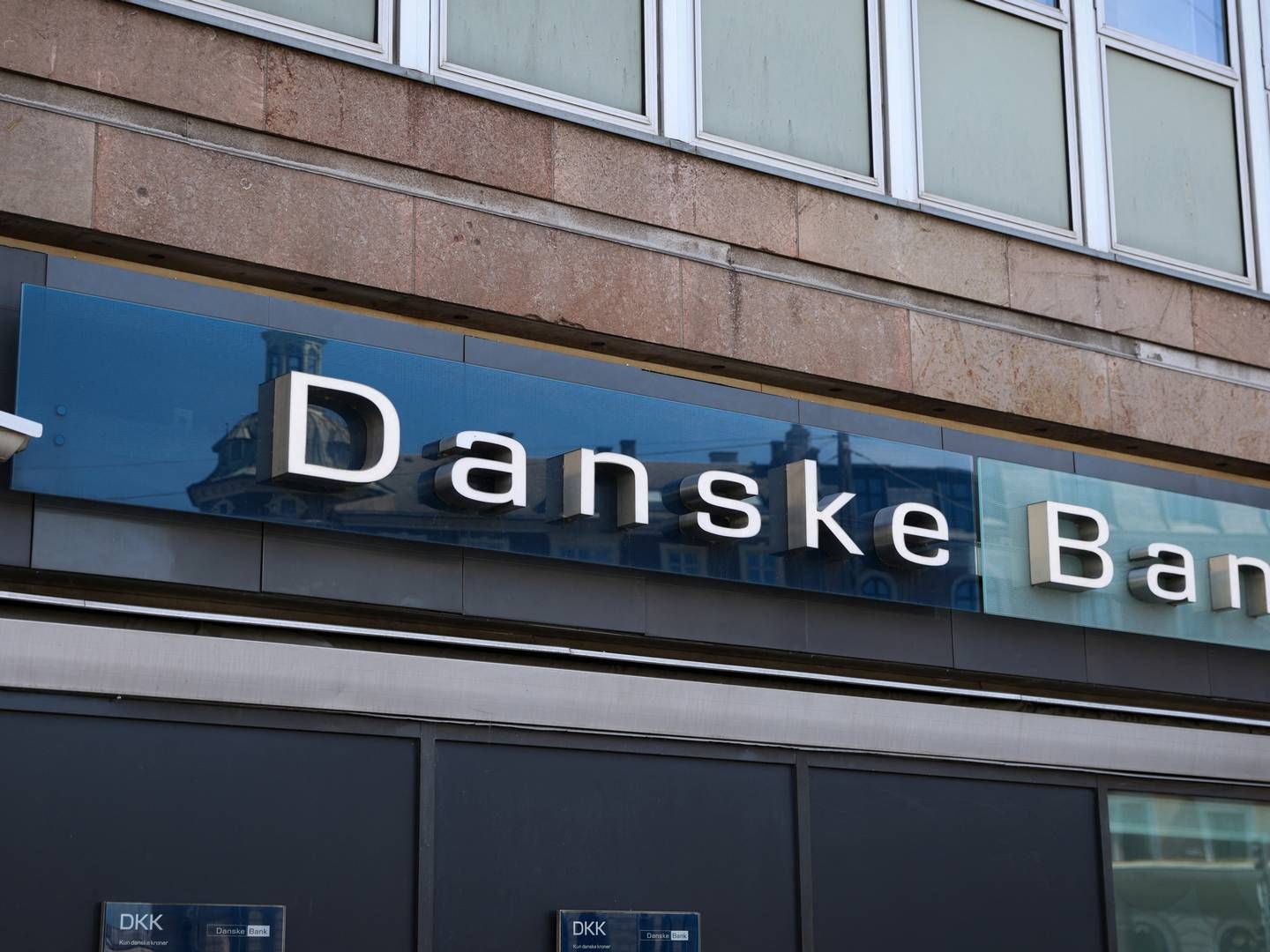 En række finanshuse har løftet deres kursmål og anbefalinger af Danske Bank-aktien, efter banken i oktober hensatte yderligere 14 mia. kr. til ventede bøder i hvidvasksagen. | Foto: Andrew Kelly/Reuters/Ritzau Scanpix