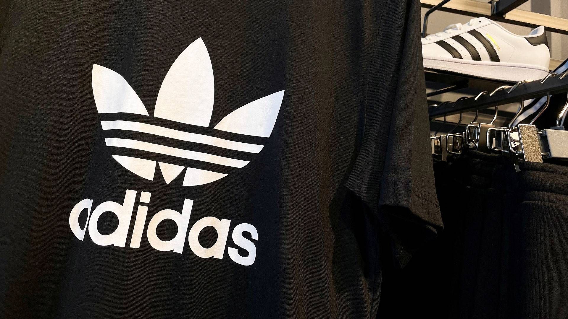 Adidas lider omsætningstab 27 pct. Kina —