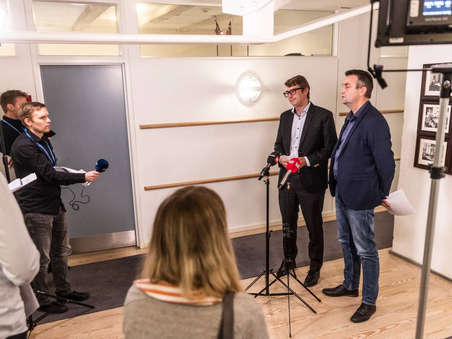 Statsrevisorernes formand Troels Lund Poulsen (V) og næstformand Lars Lahn Jensen (S) holder doorstep om kritik af Kulturministeriet.