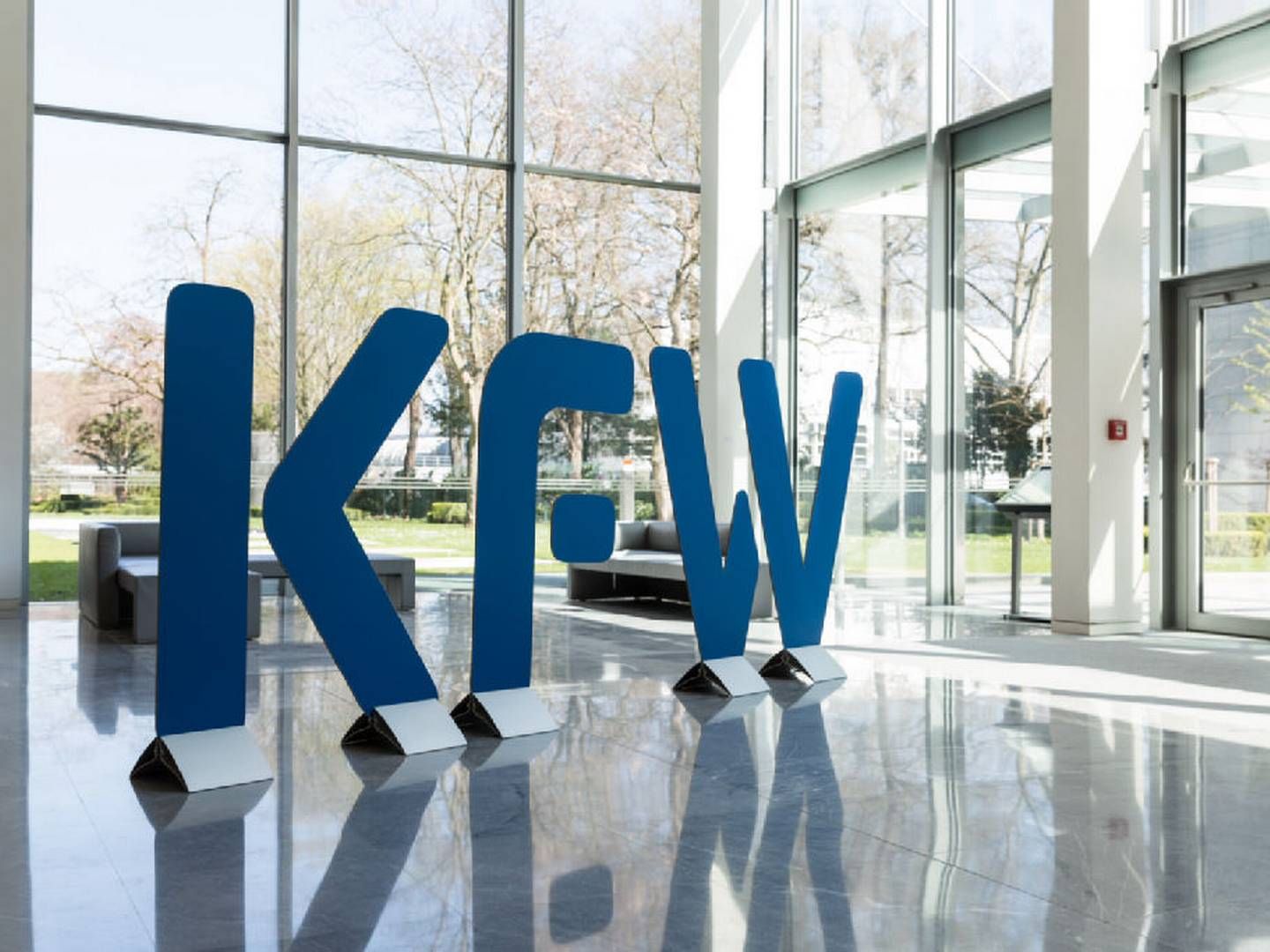 Das KfW-Logo | Foto: KfW-Bildarchiv / Thorsten Futh