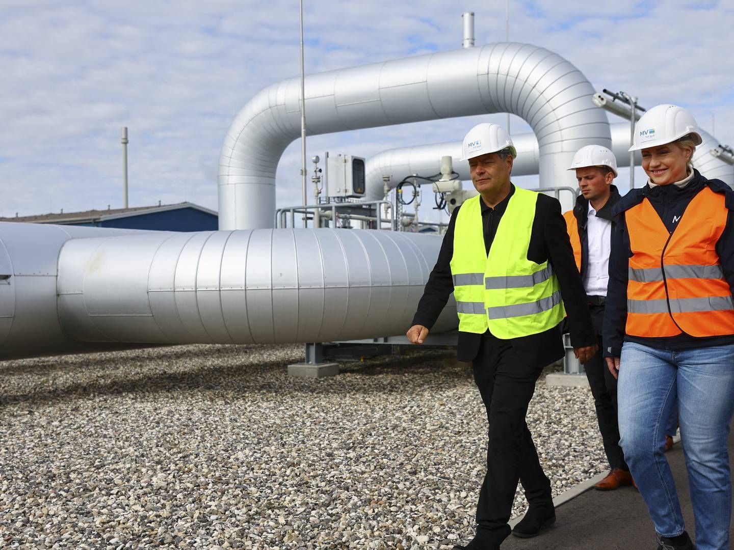 Tyskland er i gang med at bygge flere LNG-terminaler for at gøre sig uafhængig af russisk gas efter invasionen af Ukraine. Her besøger økonominister Robert Habeck en af de nye terminaler, som er ved at blive bygget. | Foto: Fabrizio Bensch/Reuters/Ritzau Scanpix