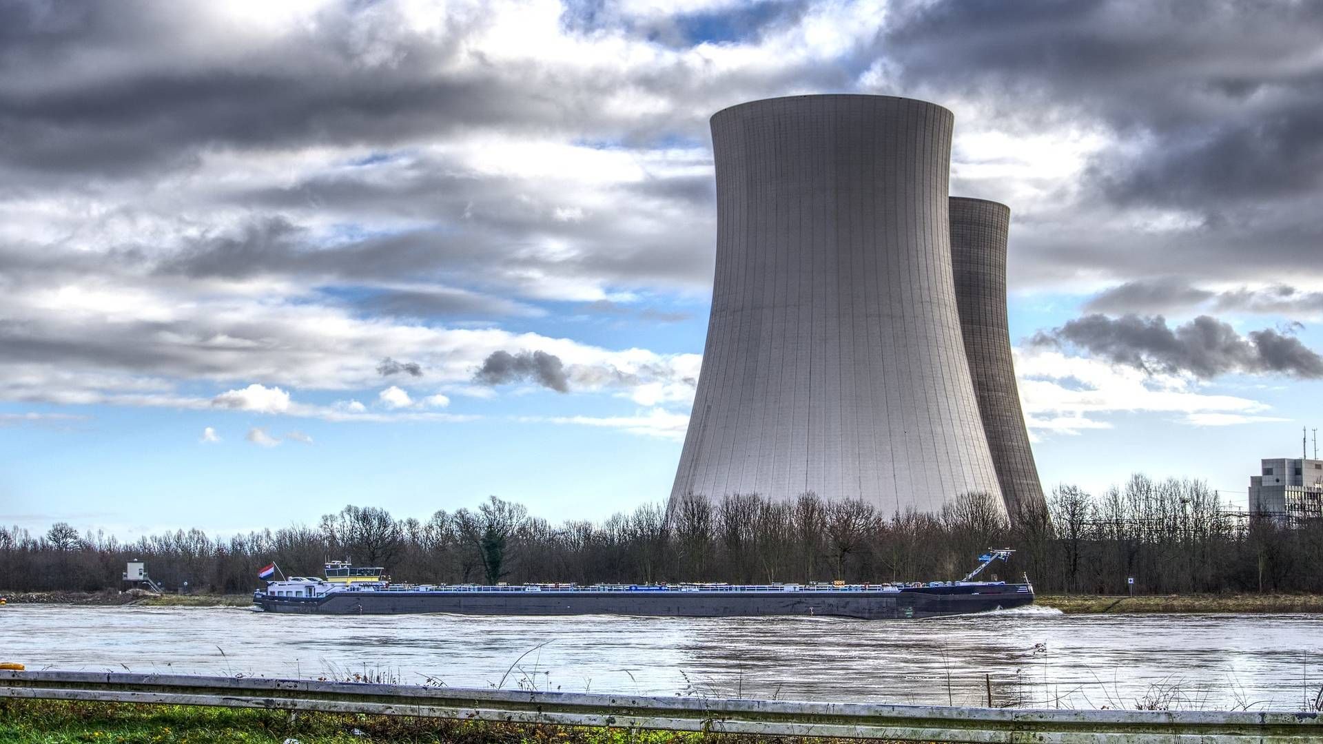 Det er forventet mindre tilgjengelig atomkraft i Frankrike i januar på grunn av streik og vedlikeholdsproblemer. 25 av 56 reaktorer ute av drift. Illustrasjonsbilde. | Foto: Colourbox.