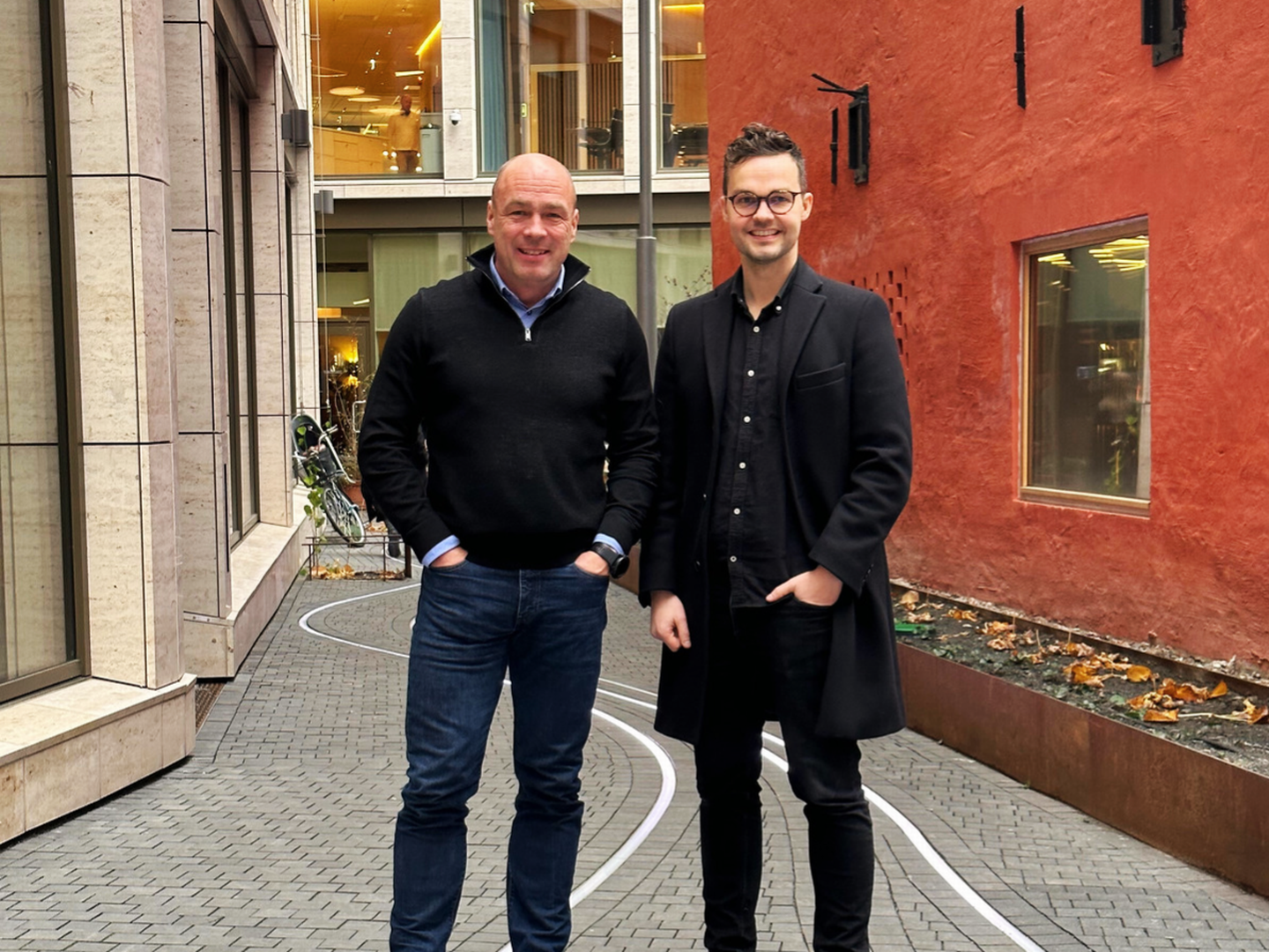Administrerende direktør Hans-Petter Nygaard (t.v.) i Karnov Group Norway sammen med selskapets nye CTO, Gøran Hansen. | Foto: Karnov Group Norway