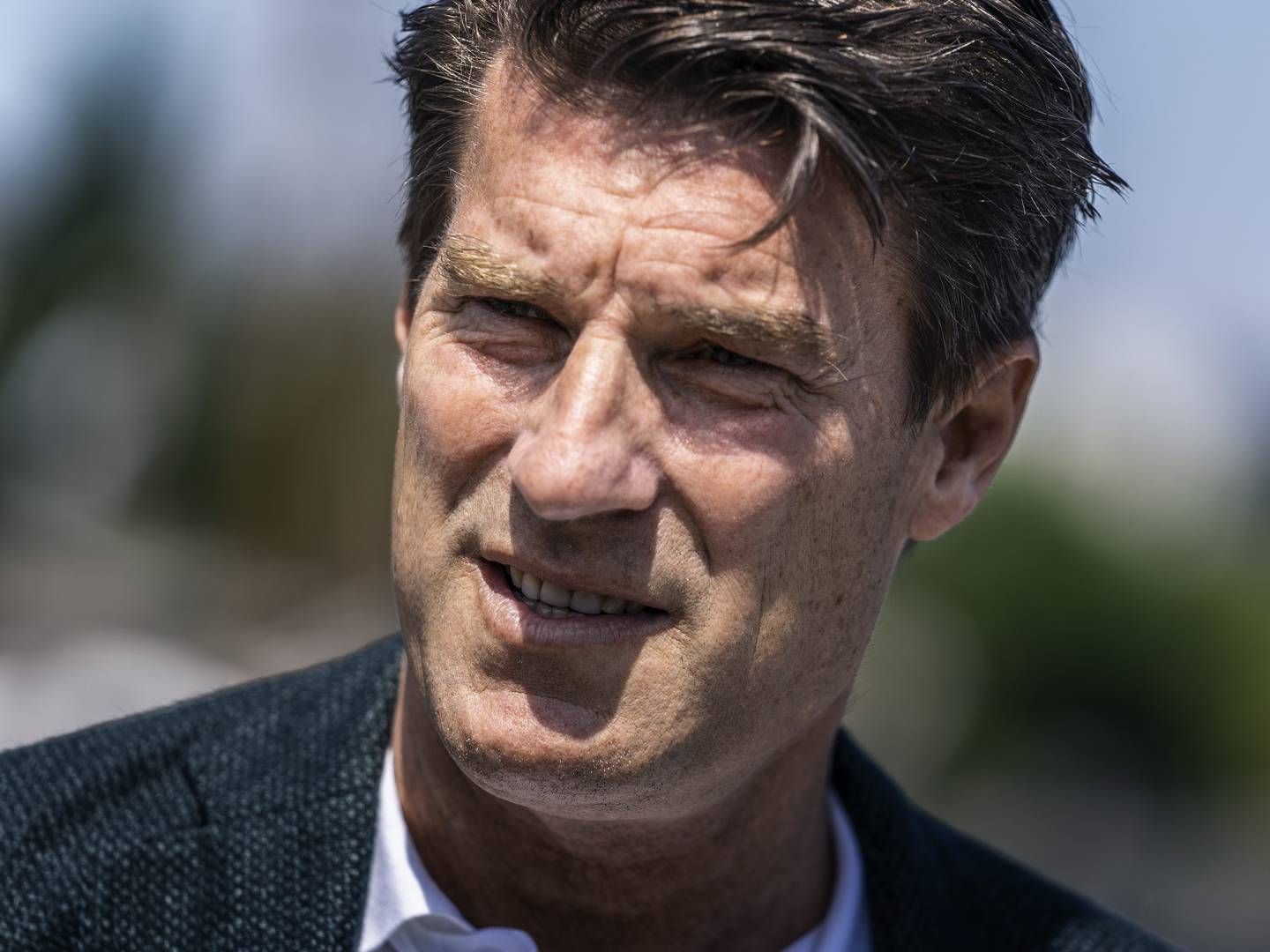 Michael Laudrup, der personligt ejer 33 pct. af Laudrup Vin, har en lang fortid som fodboldspiller i bl.a. Real Madrid og FC Barcelona og er i dag fodboldkommentator for Viaplay. | Foto: Henning Hjorth