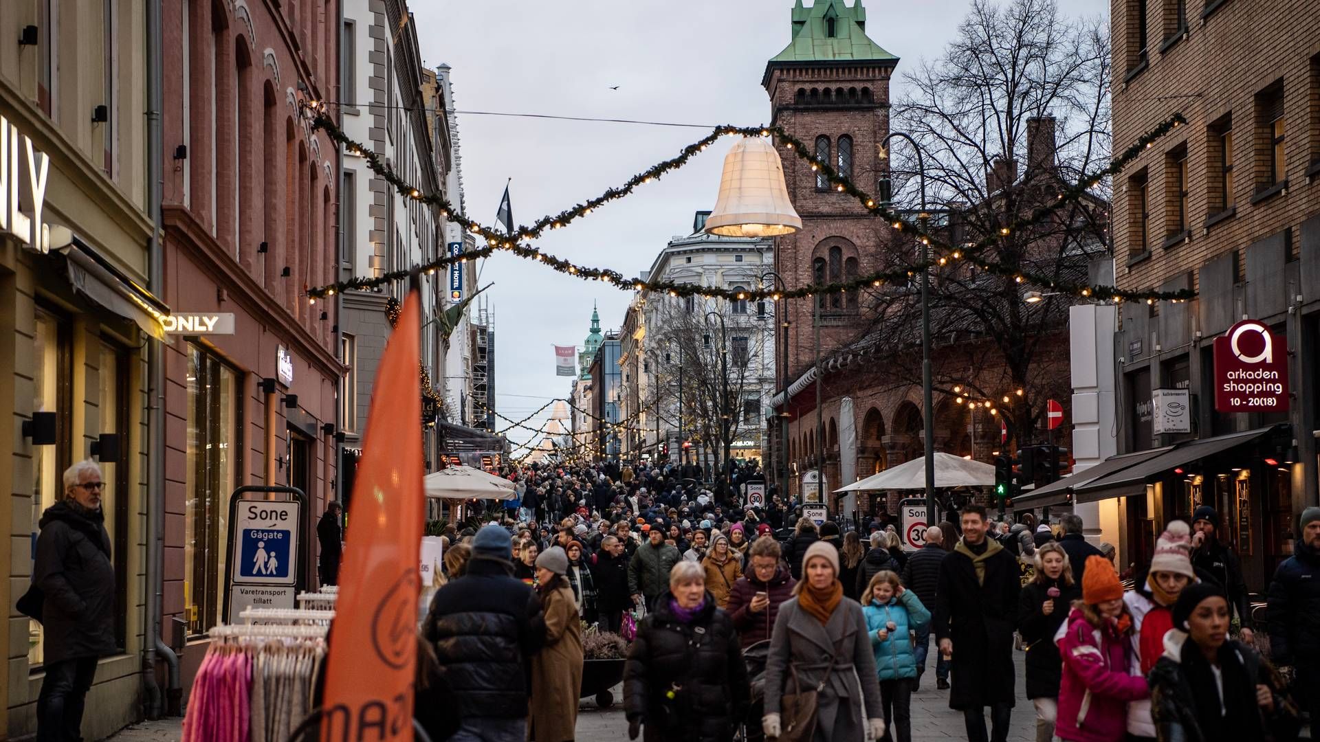 HANDEL: Omsetningene vokser i Oslo, men det er netthandelen som er den store vinneren. | Foto: Annika Byrde / NTB