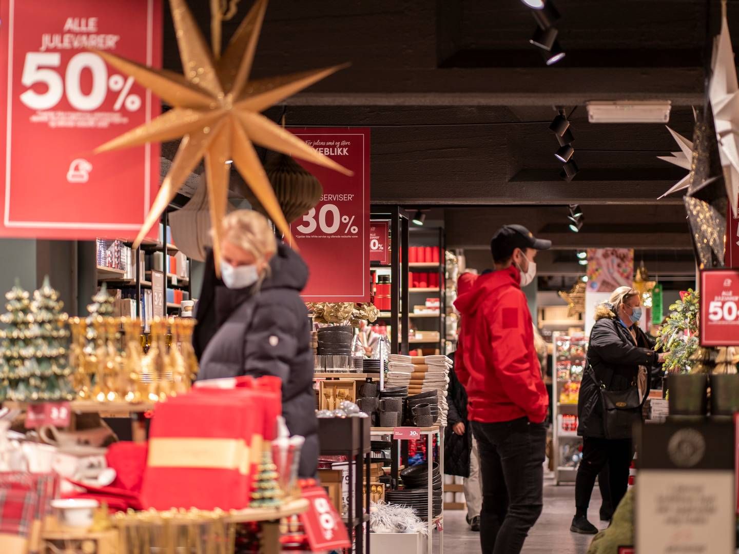 MER HANDEL PÅ KJØPESENTRE: Landets kjøpesentre økte omsetningen med 1,8 prosent i november. | Foto: Heiko Junge / NTB