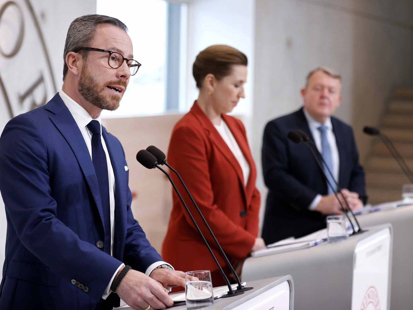 Frontpersonerne i de tre regeringspartier, Jakob Ellemann-Jensen (V), Mette Frederiksen (S) og Lars Løkke Rasmussen (M) | Foto: Jens Dresling / Ritzau Scanpix