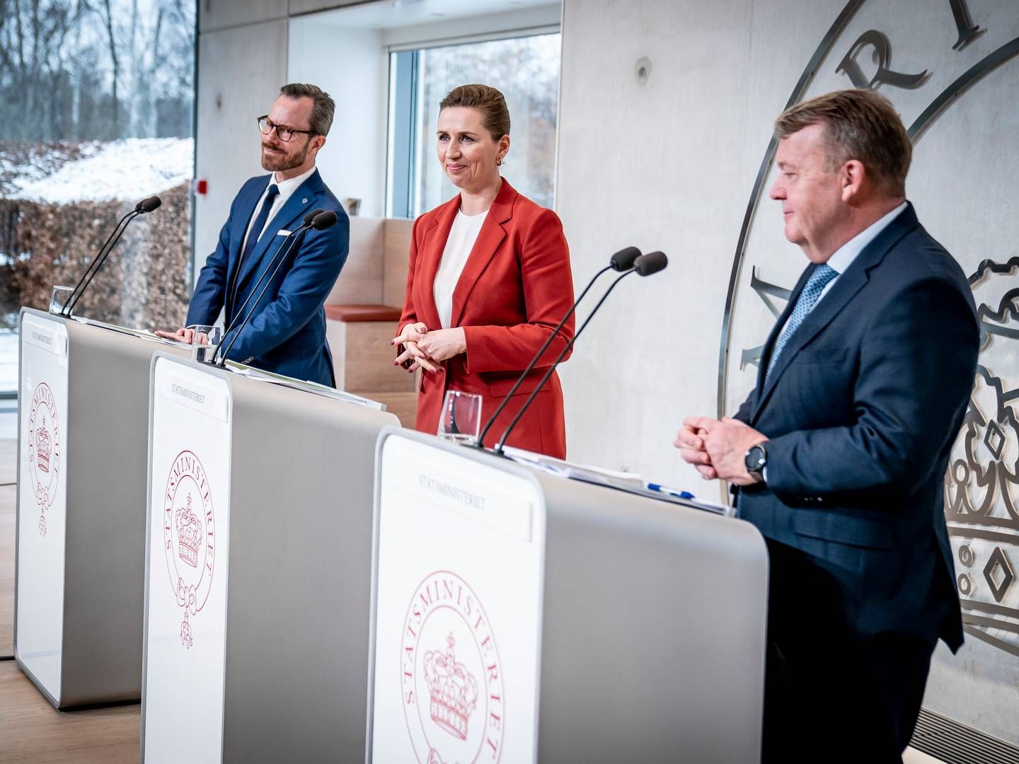 De tre partiledere Jakob Ellmann-Jensen, Mette Frederiksen og Lars Løkke Rasmussen – hhv. Venstre, Socialdemokratiet og Moderaterne – præsenterede onsdag tankerne bag og planerne for den nye SMV-regering. | Foto: Mads Claus Rasmussen/Ritzau Scanpix