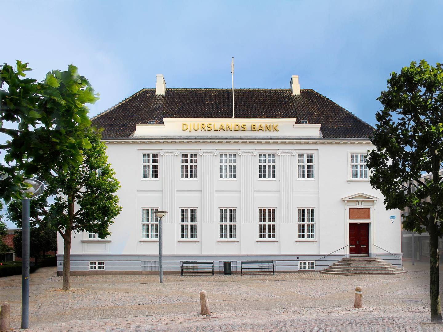 Djurslands Bank har fredag opjusteret forventningerne til årets resultat. | Foto: Pr/djurslands Bank