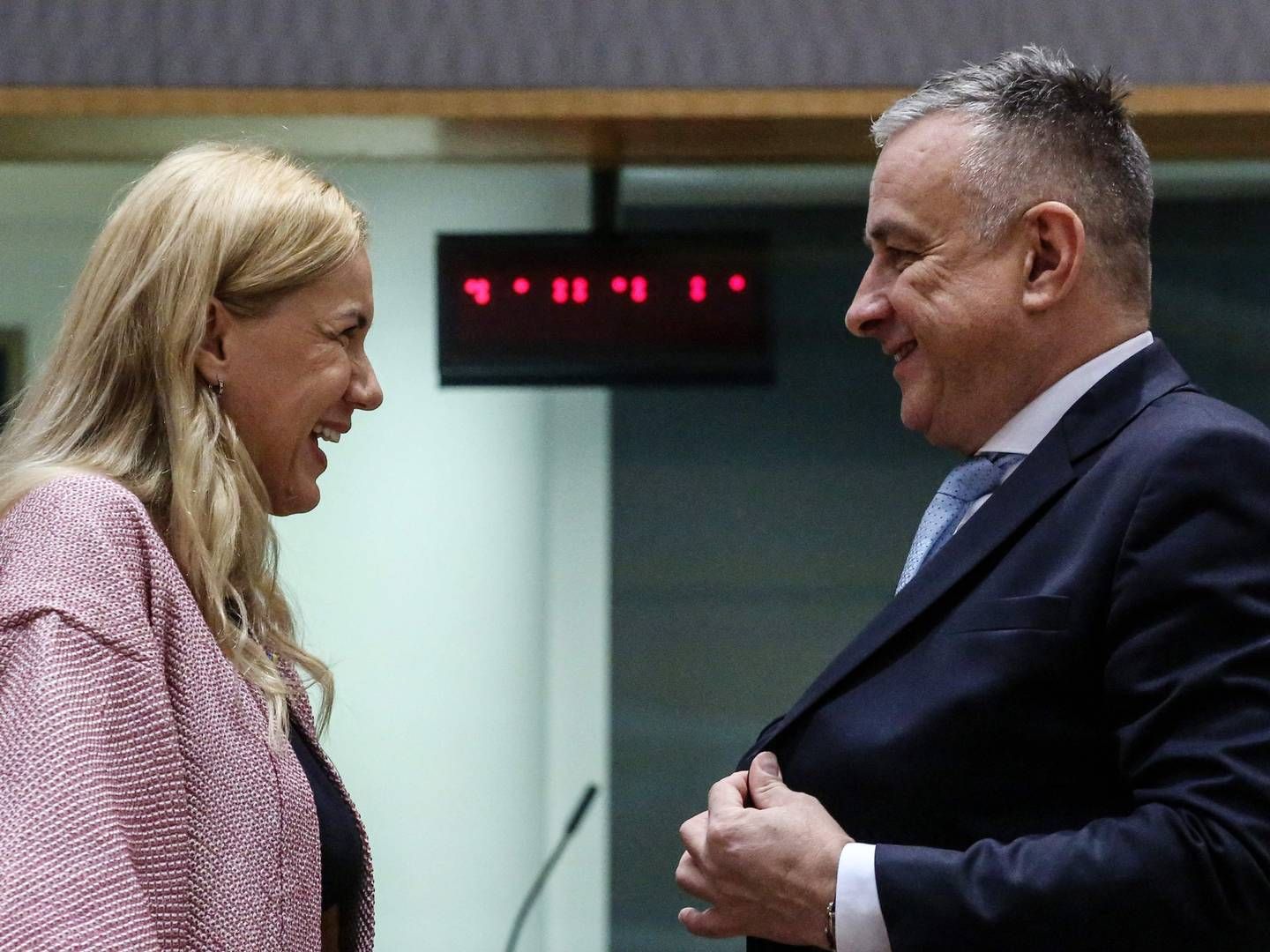 EU Commissioner for Energy Kadri Simson and Czech Minister of Industry and Trade Josef Sikeal are expected to end negotiations about a gas price cap in Europe on Monday. | Photo: Valeria Mongelli