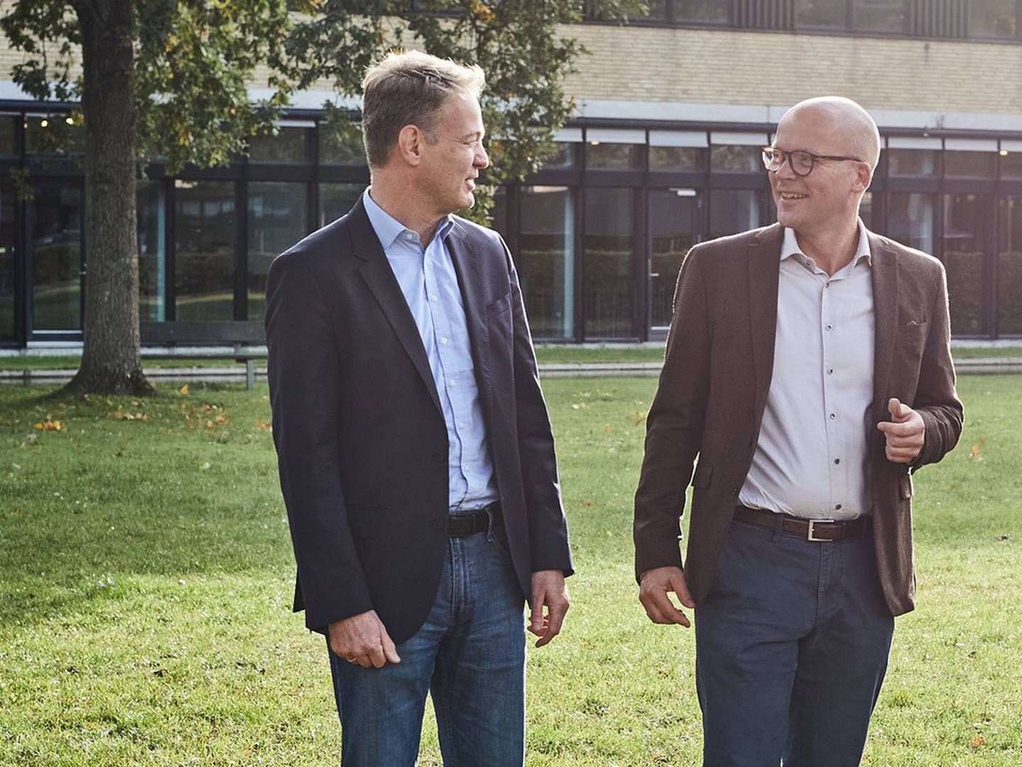 Martin Stenfeldt (t.h.) er fortid som adm. direktør for Medtrace Pharma, som han medstiftede i 2015. Bestyrelsesformand, Erik Strømqvist (t.v.) tager over, indtil en permanent afløser er fundet. | Foto: Medtrace / PR