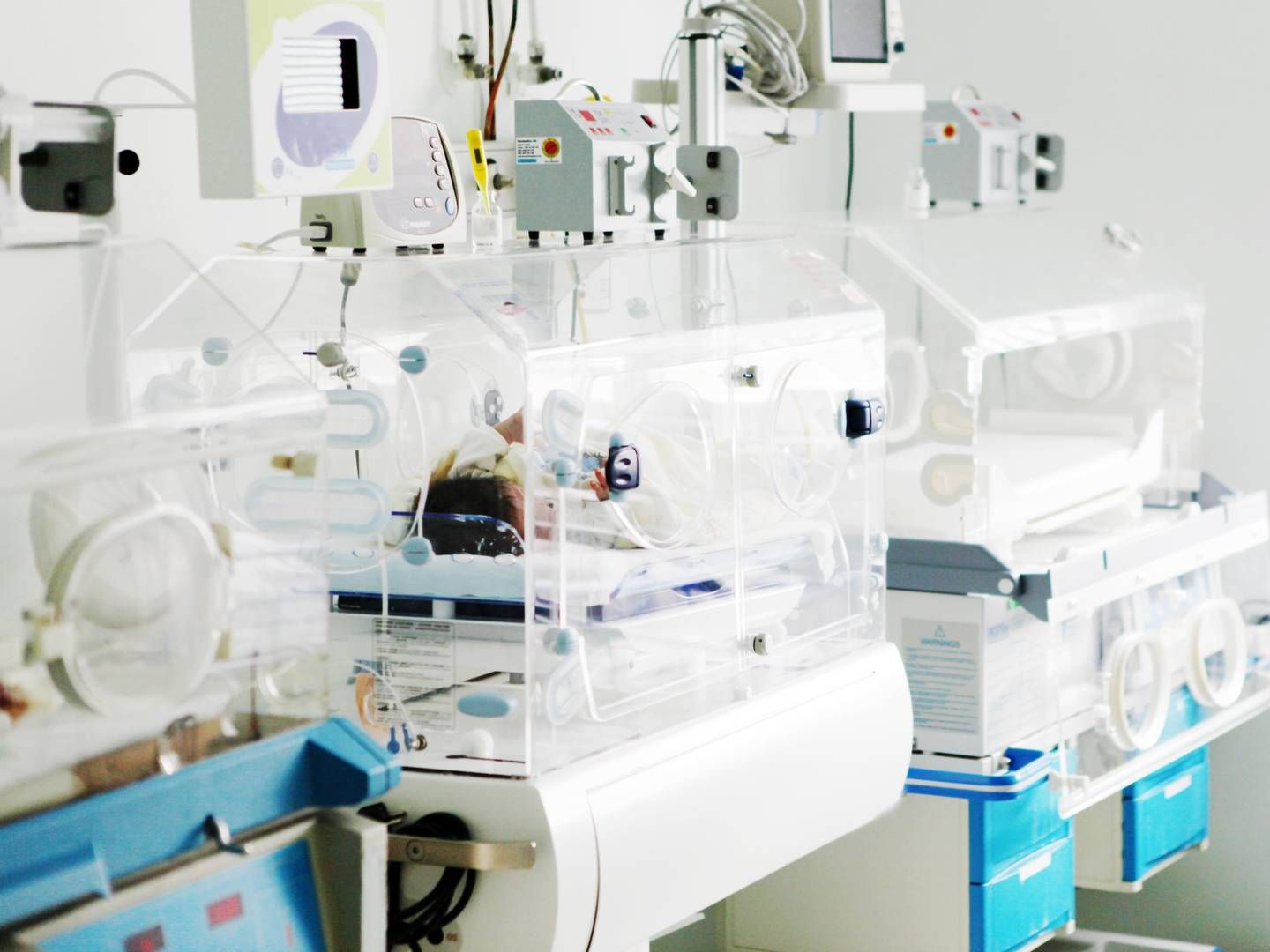 MÅ IMPROVISERE: Direktør Marc Gewillig for pediatrisk kardiologi ved Universitetssykehuset Leuven i Belgia sier han er nødt til å improvisere medisinske prosedyrer på babyer som følge av utstyrsmangel. | Foto: Illustrasjonsfoto: Colourbox