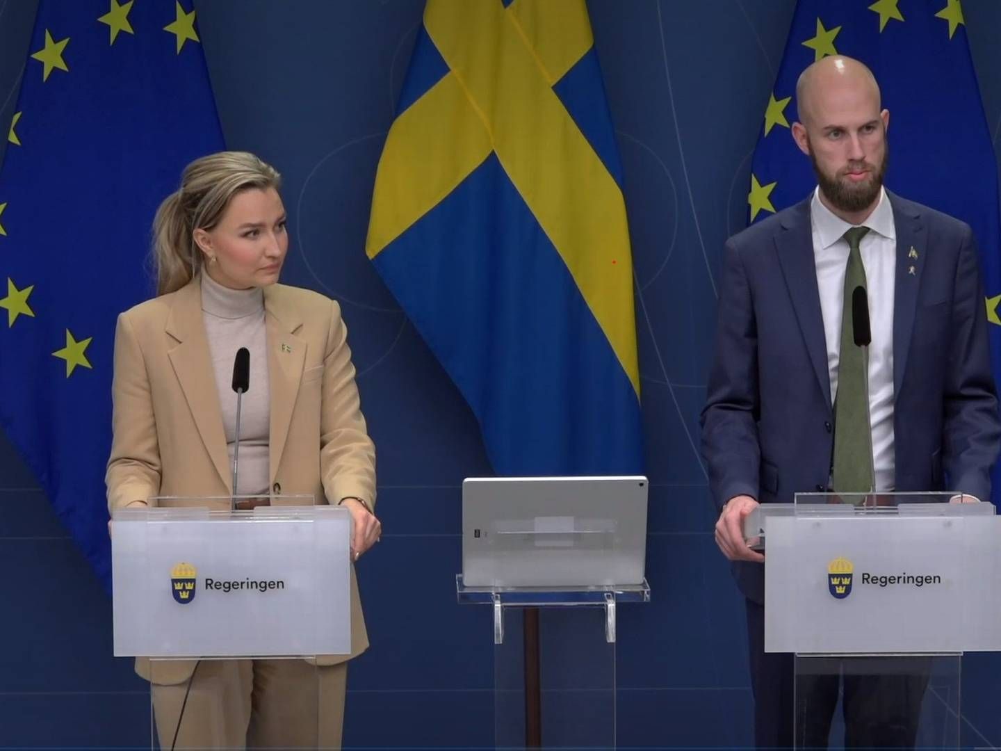 BEKYMRET: Energiminister Ebba Busch og Carl-Oskar Bohlin, minister for sivilt forsvar, holdt pressekonferanse onsdag. | Foto: Regeringen.se/skjermdump