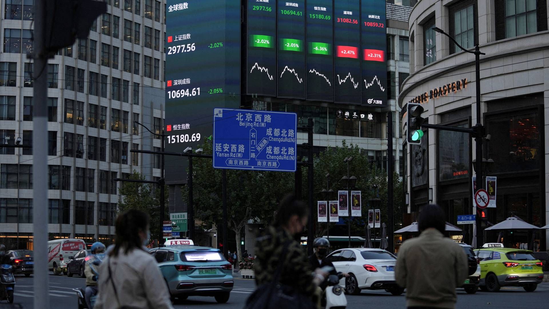 Kraftig verdiøkning i kinesiske aksjer er en hovedårsak til at nordiske fonds verdi økte i november. Nyheten om at Kina ville lempe på koronarestriksjonene førte til et kjøpsrally i kinesiske aksjer. | Foto: Aly Song/Reuters/Ritzau Scanpix