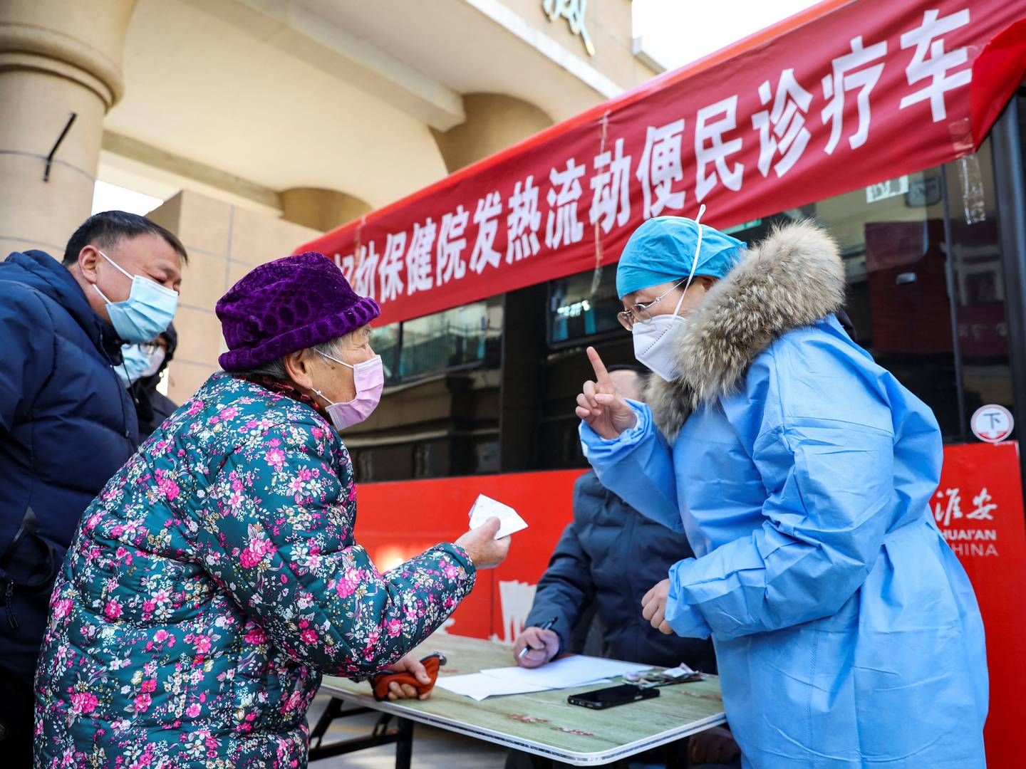 Corona præger stadig livet i Kina, men mange restriktioner er ved at blive lempet. | Foto: Stringer