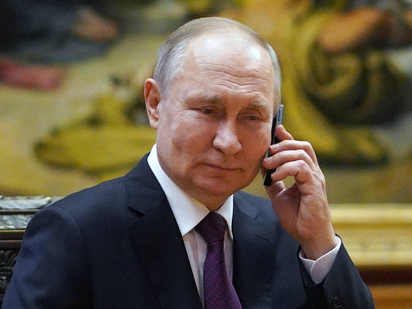 FORBYR OLJEEKSPORT: Russlands president Vladimir Putin har undertegnet et dekret som fra 1. februar forbyr leveranser av olje og oljeprodukter til land som innfører pristak. | Foto: Alexey Danichev, Sputnik, Kremlin Pool Photo via AP
