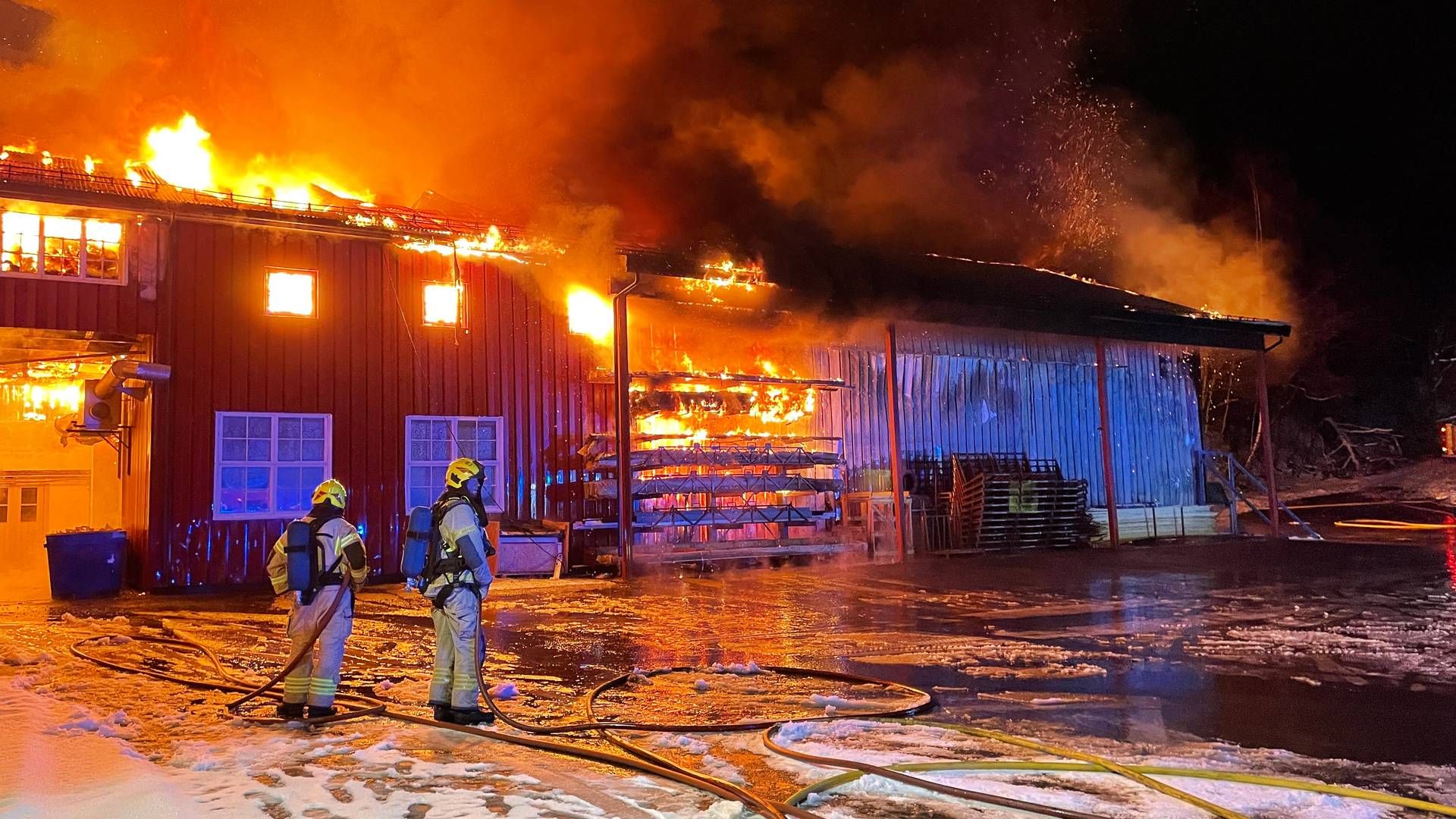 BORTE: Selmer Utvikling mistet hele produksjonsanlegget, og varelageret i en dramatisk brann, mandag ettermiddag. | Foto: Jon Olav Andersen / Totens Blad