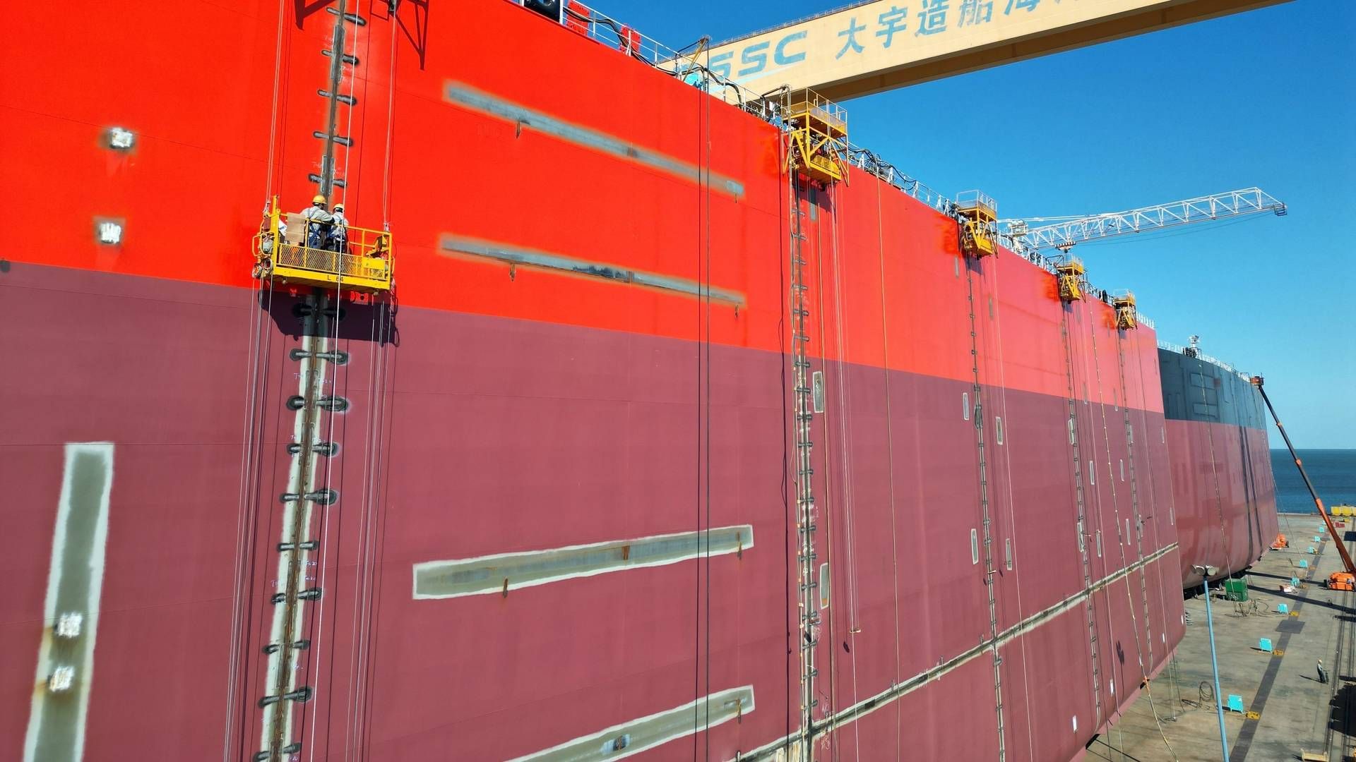 Et skib bygges på værftet Yantai-værftet i det østlige Kina. | Foto: Tang Ke/AP/Ritzau Scanpix/AP