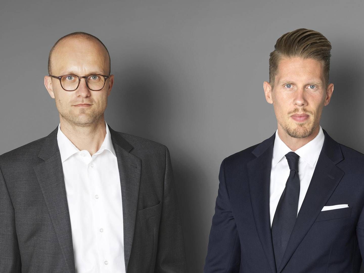Jonas Lynghøj Madsen (tv) og Morten Bruun-Larsen bliver begge forfremmet hos Bech-Bruun. | Foto: Pr