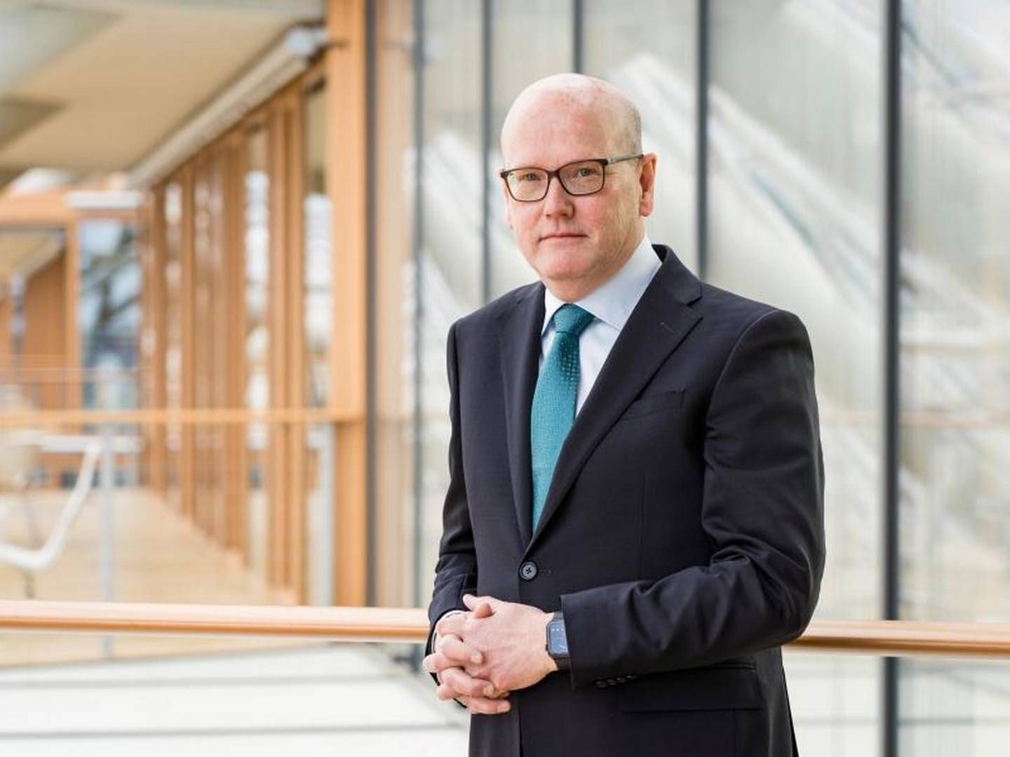 VIL SIKRE UTVIKLING: EIB, den europeiske investeringsbanken og visepresident Thomas Östros har som mål å støtte svært innovative bioteknologiselskaper. | Foto: EIB