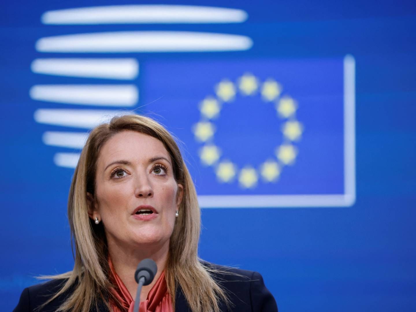 EU-Parlamentets formand, Roberta Metsola, vil fjerne to parlamentsmedlemmers immunitet.