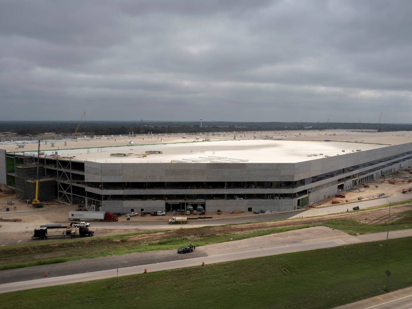 Tesla's såkaldte gigafactory i Texas under konstruktionsarbejdet. | Foto: Mike Blake/Reuters/Ritzau Scanpix