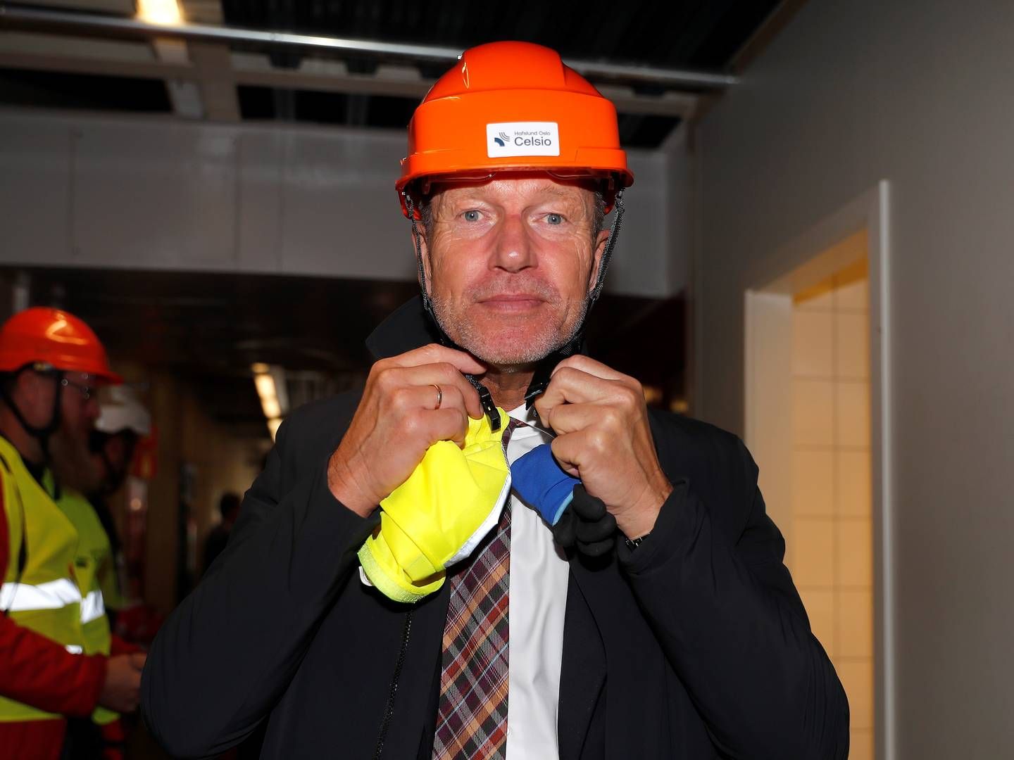 FORSVARER UTENLANDSKABLENE: Olje- og energiminister Terje Aasland er bekymret for konsekvensene dersom Norge tar grep for å begrense strømeksporten. | Foto: Marius Gulliksrud, OED