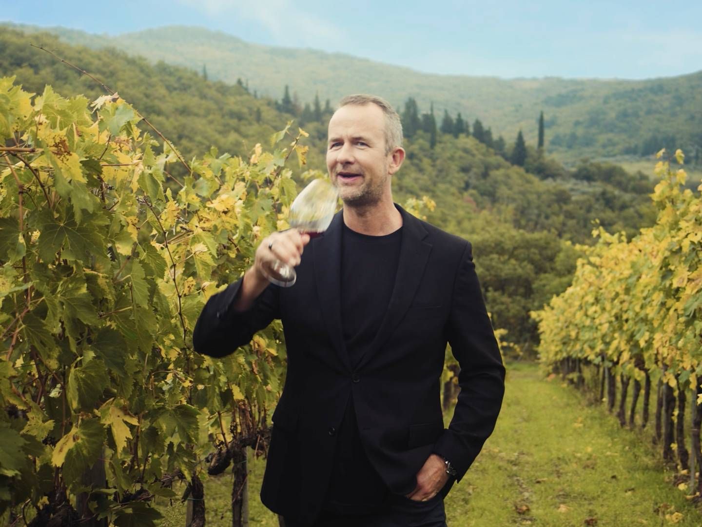 Medejer og direktør i Winefamly Thomas Pedersen er også en del af vinfirmaet Vild med vin. | Foto: PR/Winefamly