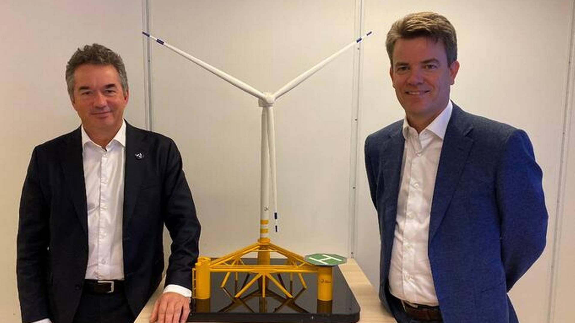 SAMARBEIDER: Gunnar Birkeland, sjef for Source Galileo Norge (til venstre), har inngått partnerskap med Per Lund, sjef for Odfjell Oceanwind. | Foto: Odfjell Oceanwind