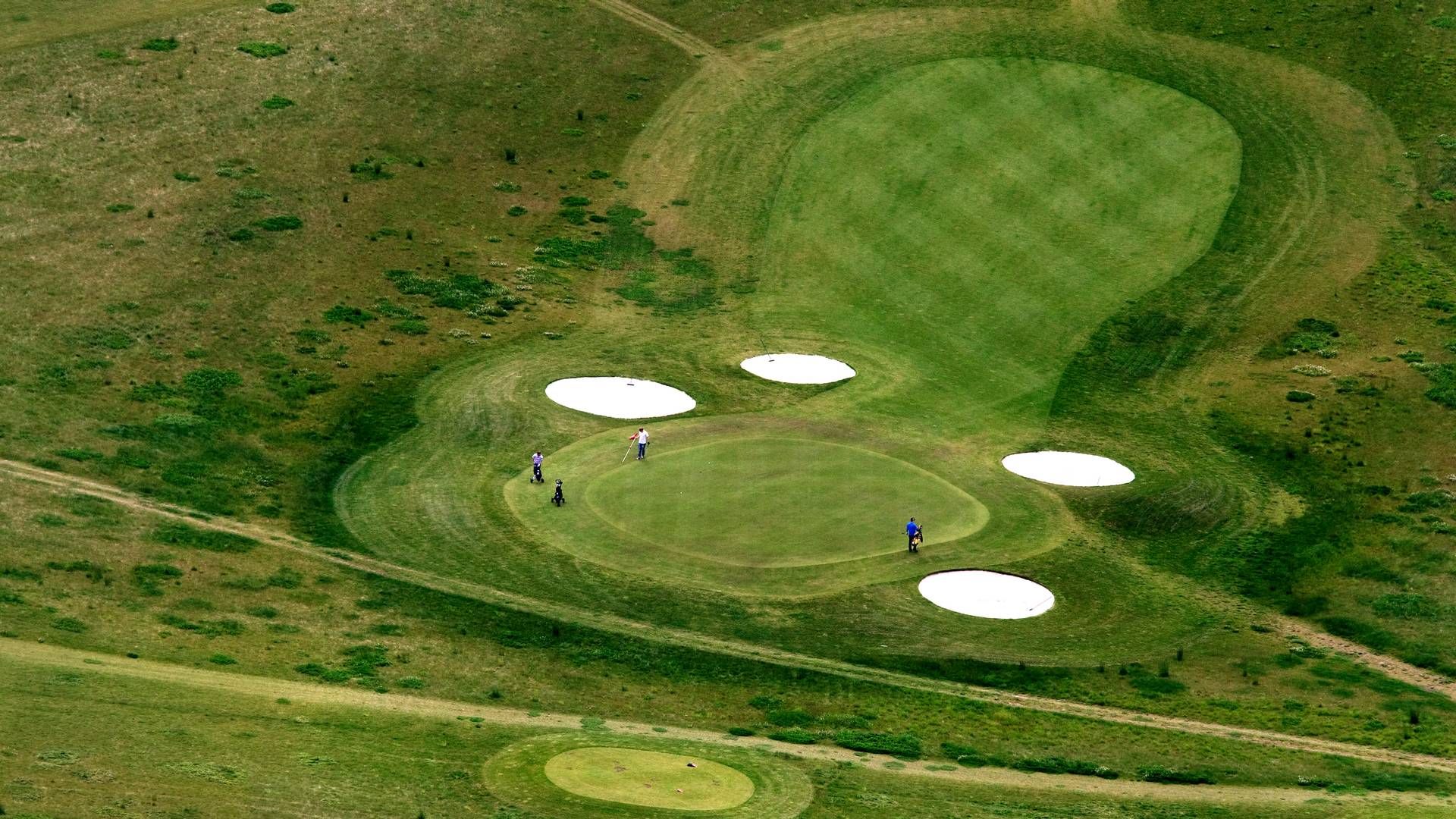 Luftfoto af green på en golfbane nær København. | Foto: Jacob Ehrbahn