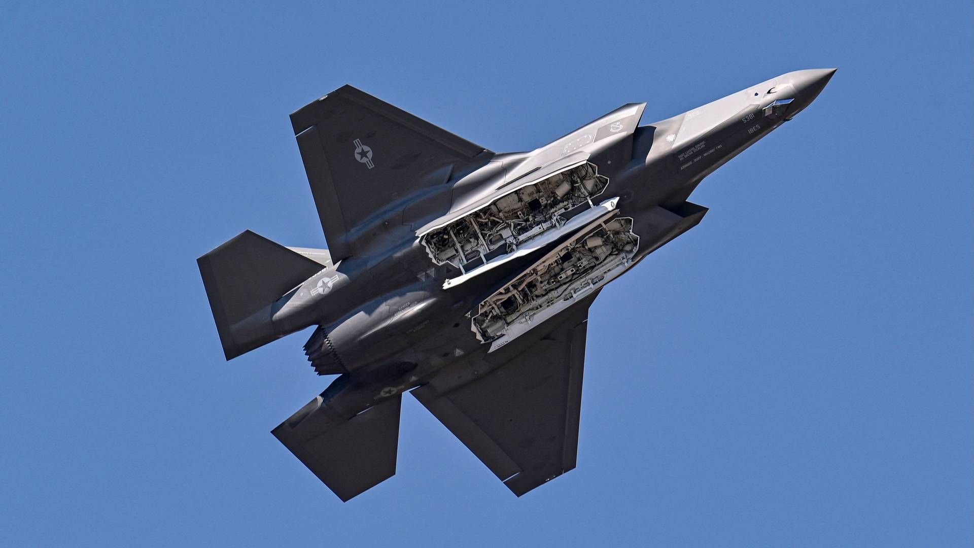 Lockheed Martin producerer F-35-flyet, som Danmark har købt 27 af. | Foto: Manjunath Kiran/AFP/Ritzau Scanpix