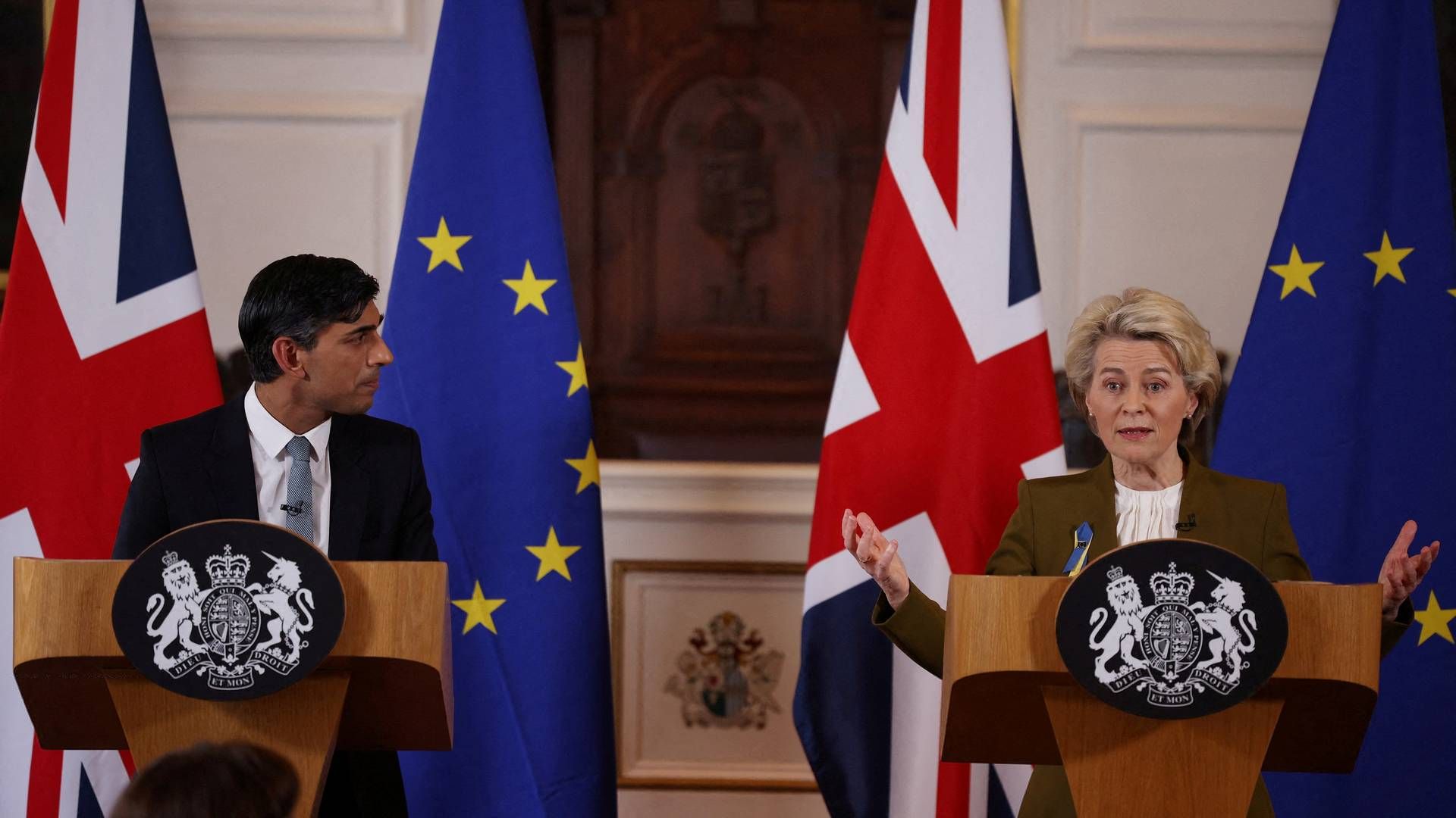 Storbritanniens premierminister, Rishi Sunak, på et pressemøde om den nye aftale med EU sammen med EU-Kommissionens formand, Ursula von der Leyen | Foto: Dan Kitwood / Reuters / Ritzau Scanpix